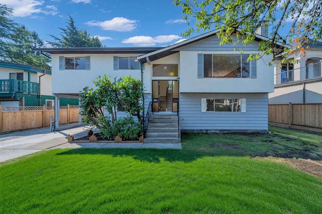 4951 Foxglove Crescent, Richmond