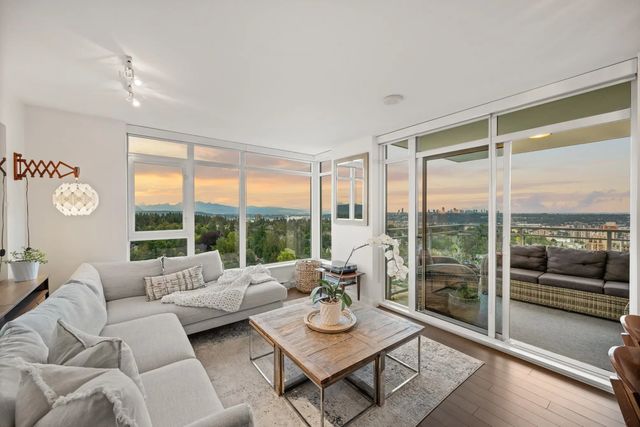 608 Belmont Street 2101, New Westminster
