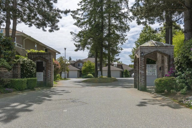 15550 26th Avenue 152, Surrey