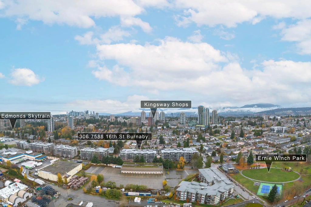 7588 16th Street 306, Burnaby