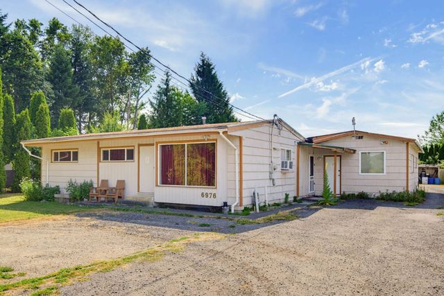 6976 Glover Road, Langley