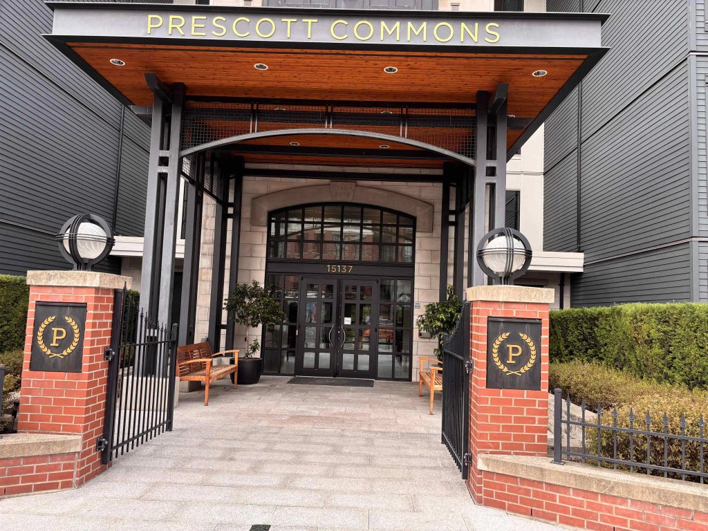 15137 33 Avenue 222, Surrey