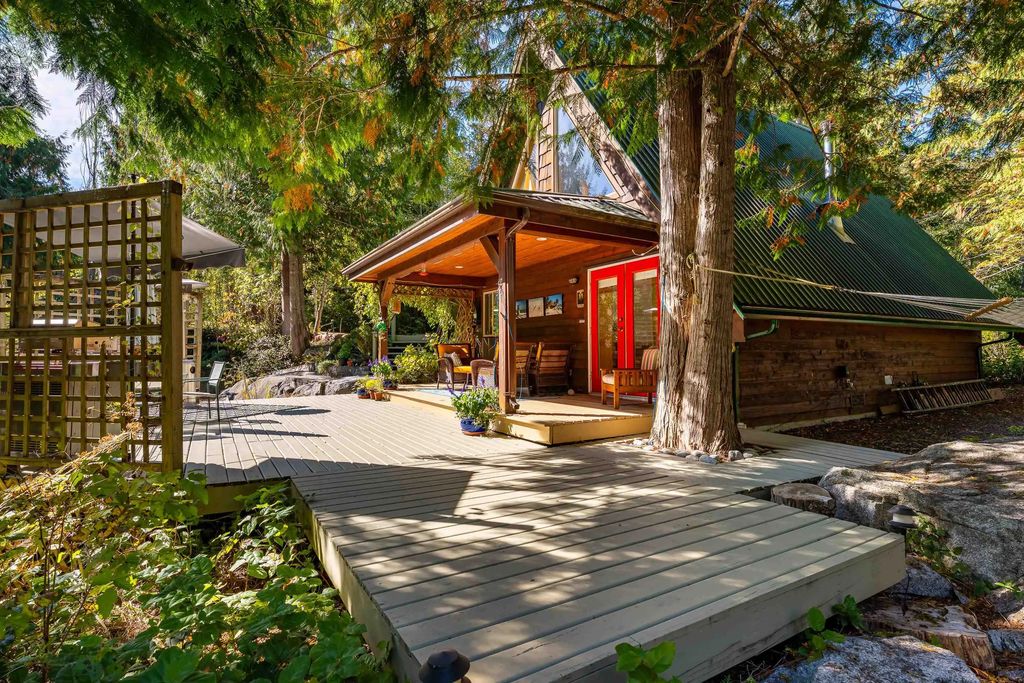 13651 Camp Burley Road 2, Garden Bay