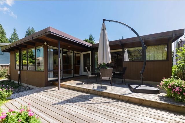 4568 Marineview Crescent, North Vancouver