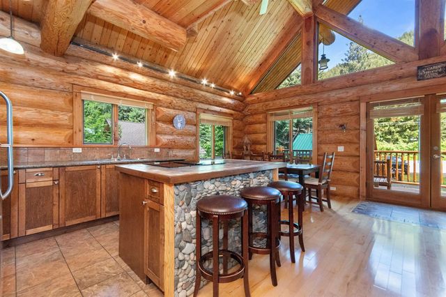 14581 Alpine Boulevard A22, Hope