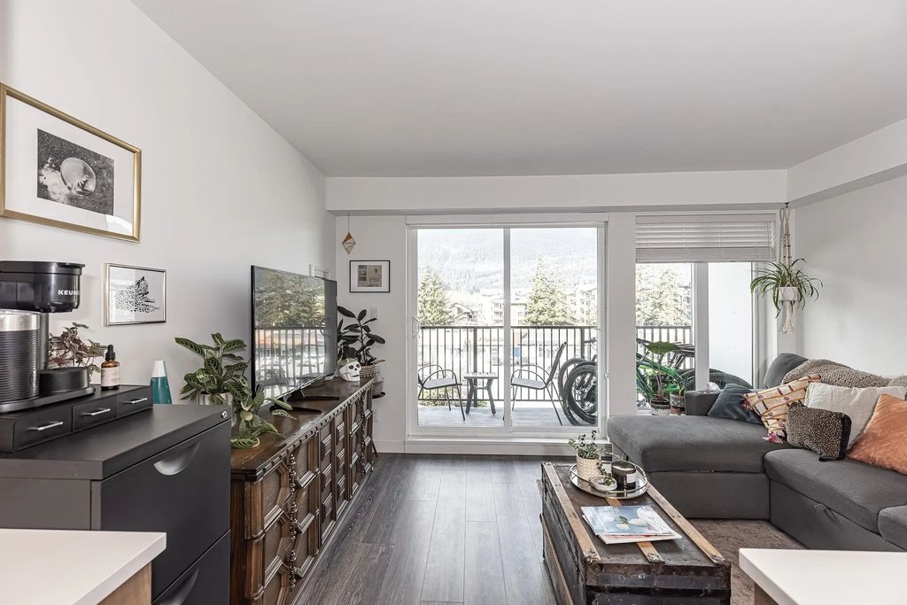 1365 Pemberton Avenue 307, Squamish