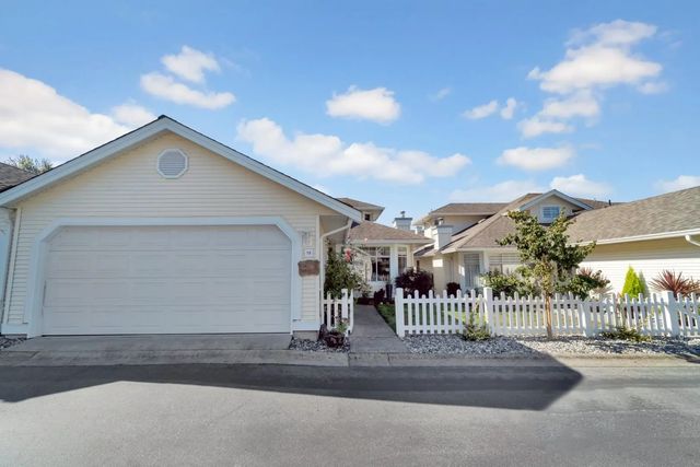 9208 208 Street 79, Langley