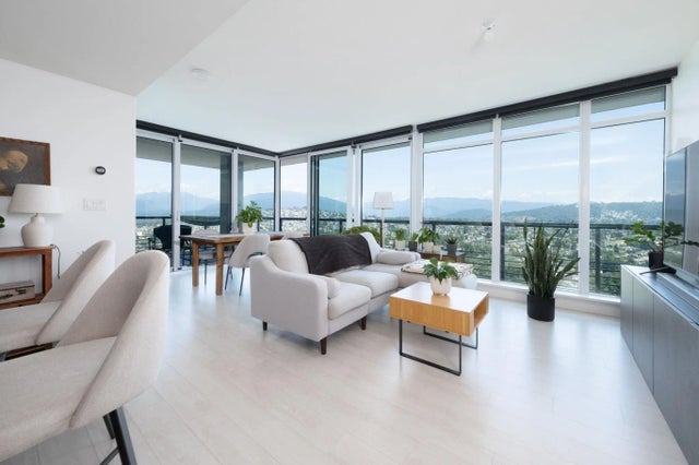 4720 Lougheed Highway 4103, Burnaby