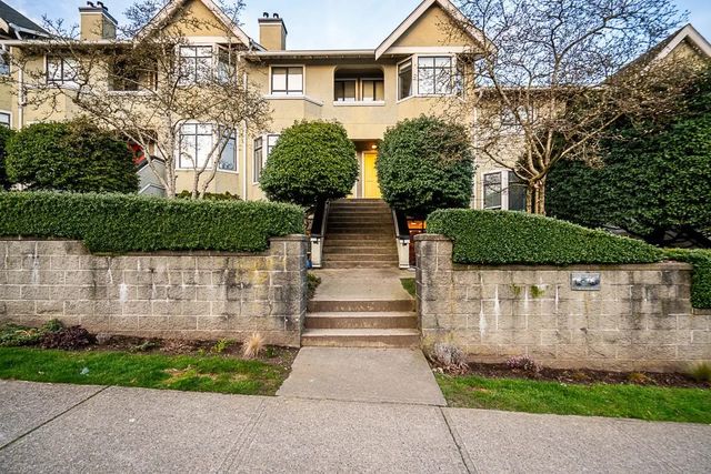 221 Ash Street 7, New Westminster