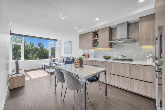 8800 Hazelbridge Way 617, Richmond