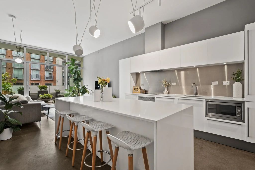 53 W Hastings Street 409, Vancouver