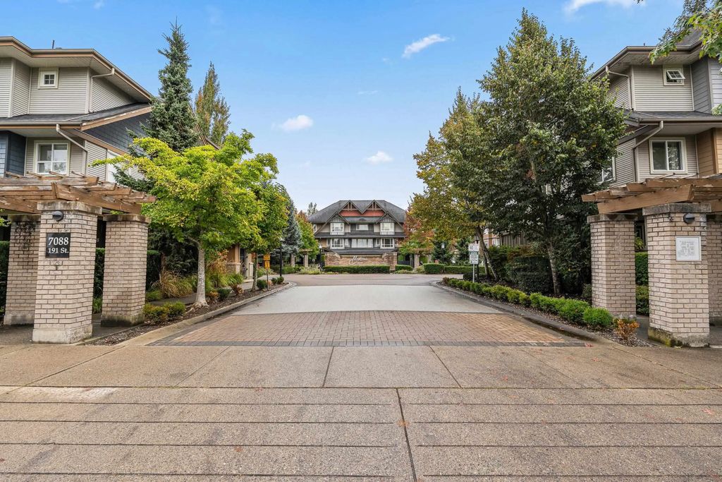 7088 191 Street 7, Surrey
