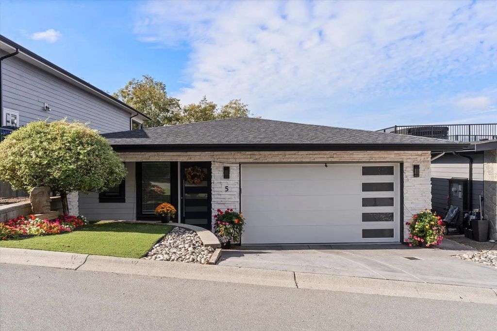 5248 Goldspring Place 5, Chilliwack