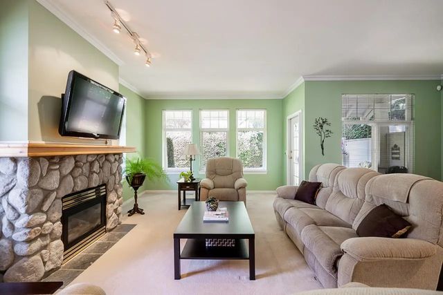 15037 58 Avenue 69, Surrey