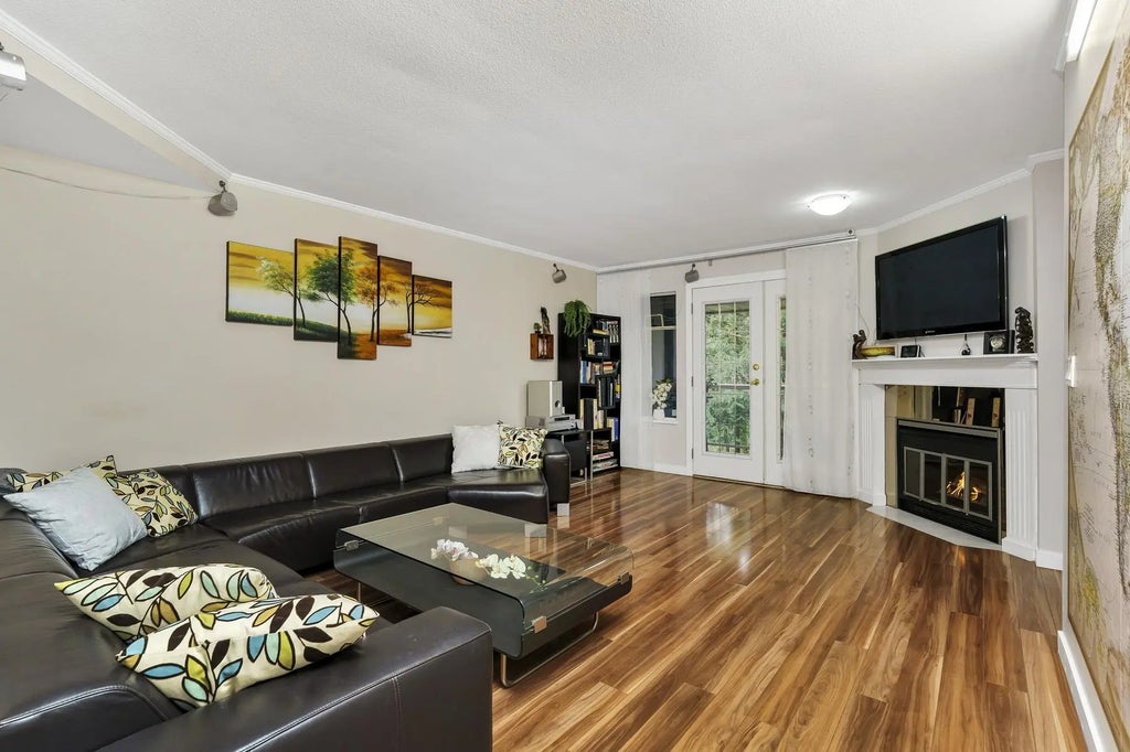 58 Richmond Street 4, New Westminster