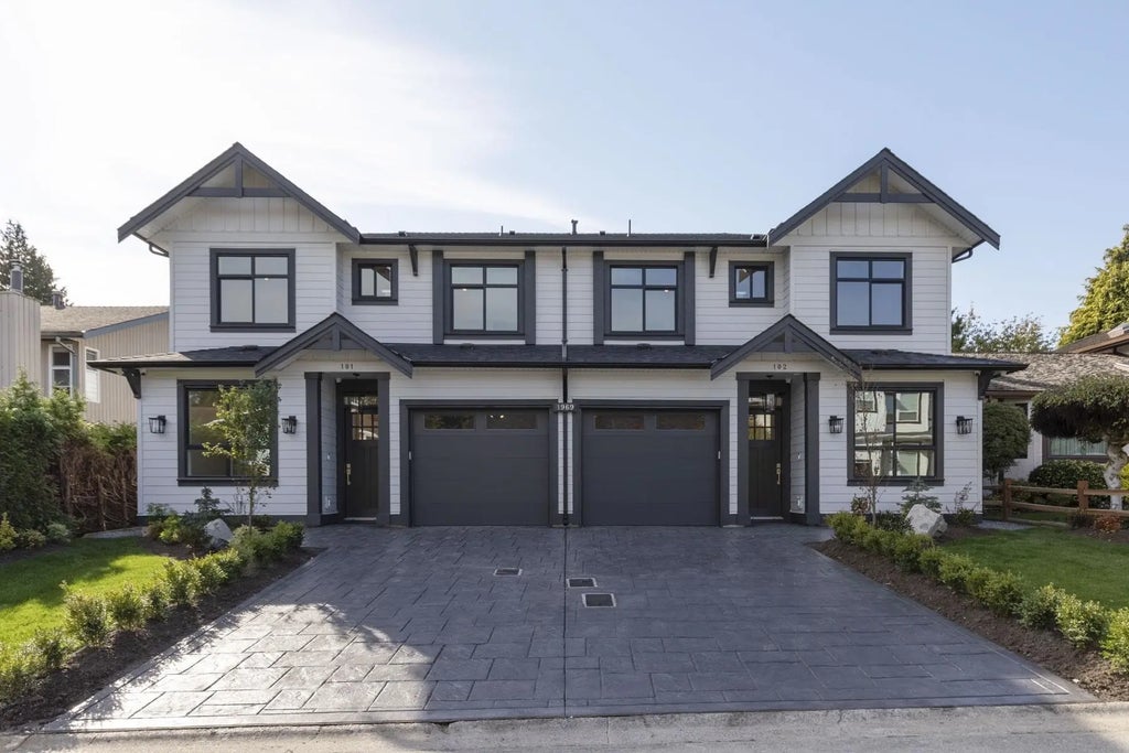 1969 148a Street 102, Surrey