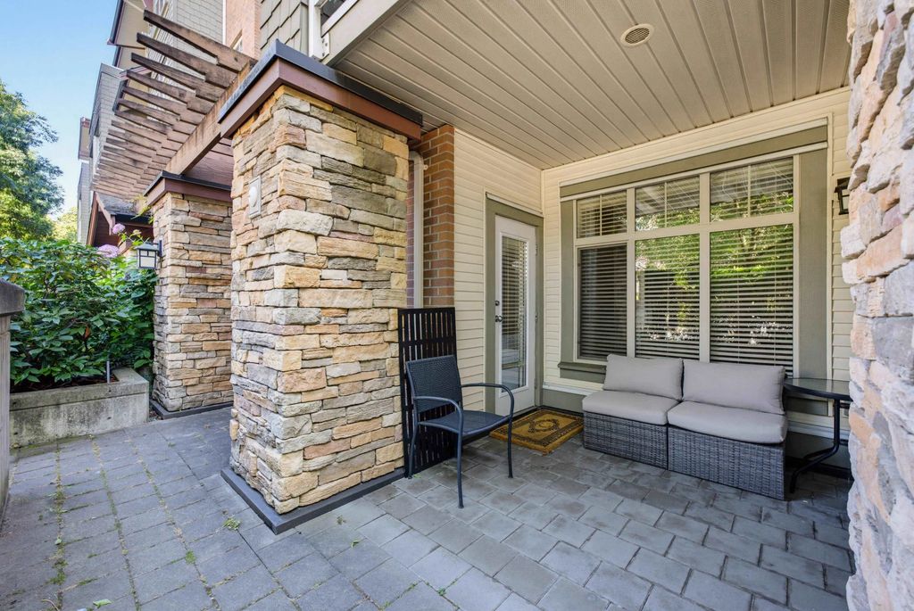 6500 194 Street 101, Surrey