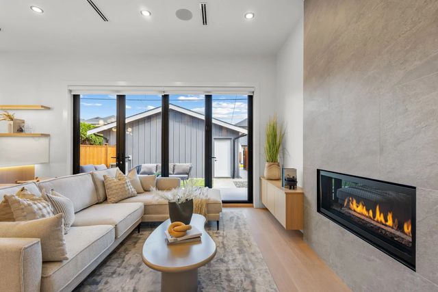 3873 W 22nd Avenue 2, Vancouver