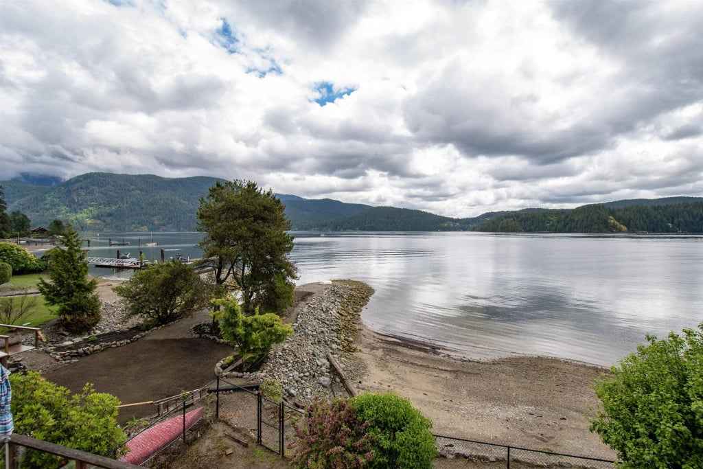 5293 Indian River Drive, North Vancouver