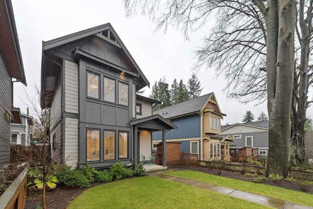 2008 Larson Road, North Vancouver