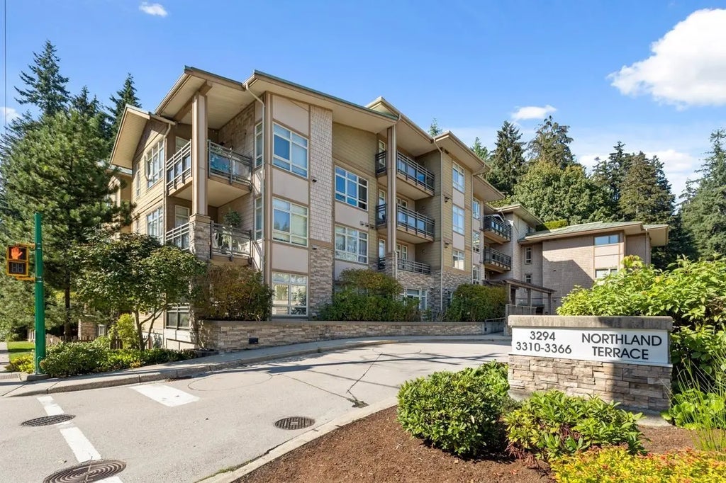 3294 Mt Seymour Parkway 105, North Vancouver