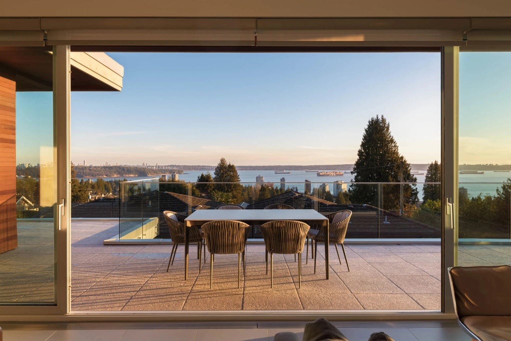 1715 22nd Street, West Vancouver