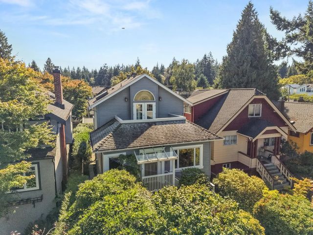 4468 W 14th Avenue, Vancouver