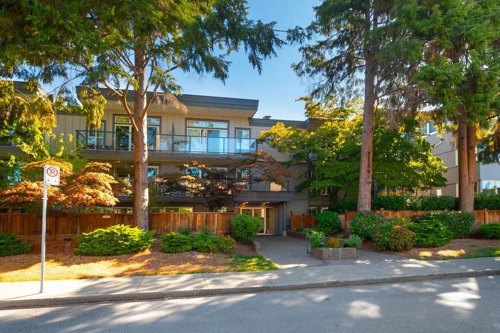 1450 Laburnum Street 106, Vancouver
