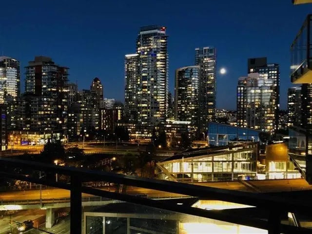 1455 Howe 1202, Vancouver