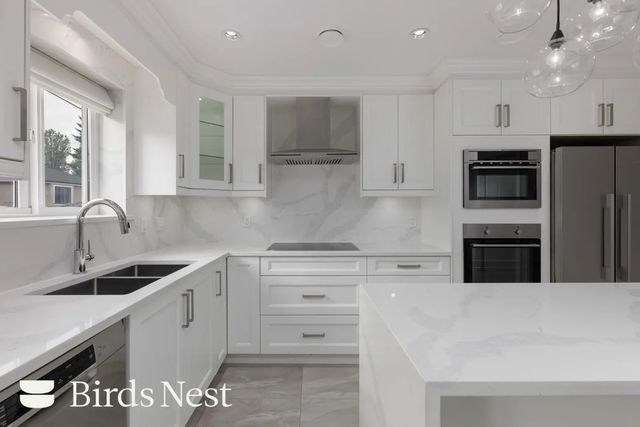 55 Falaise Place, Vancouver