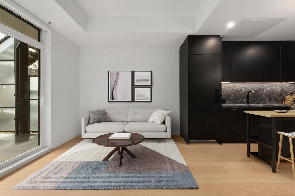 650 E 2nd Street 122, North Vancouver