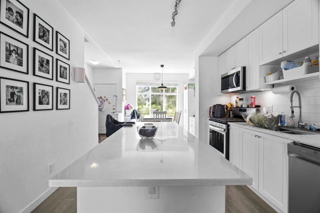 16678 25 Avenue 8, Surrey