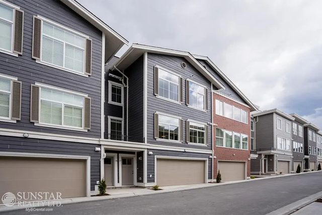 8371 202b Street 37, Langley