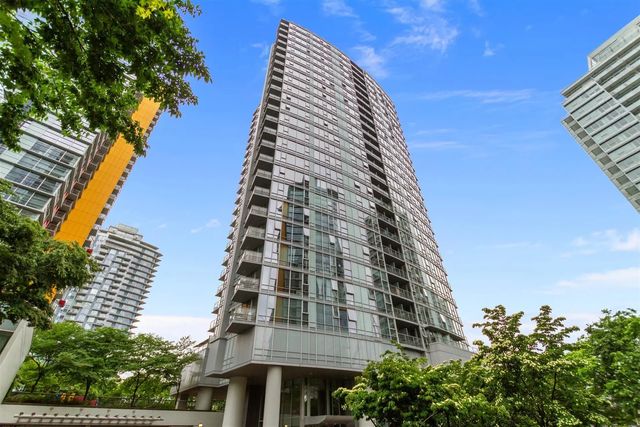 131 Regiment Square 707, Vancouver