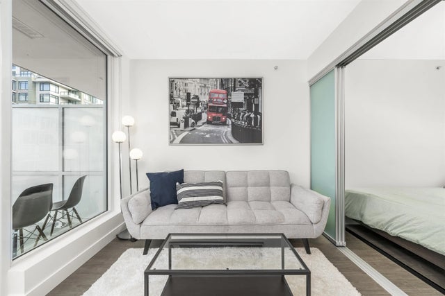 6320 No.3 Road 810, Richmond