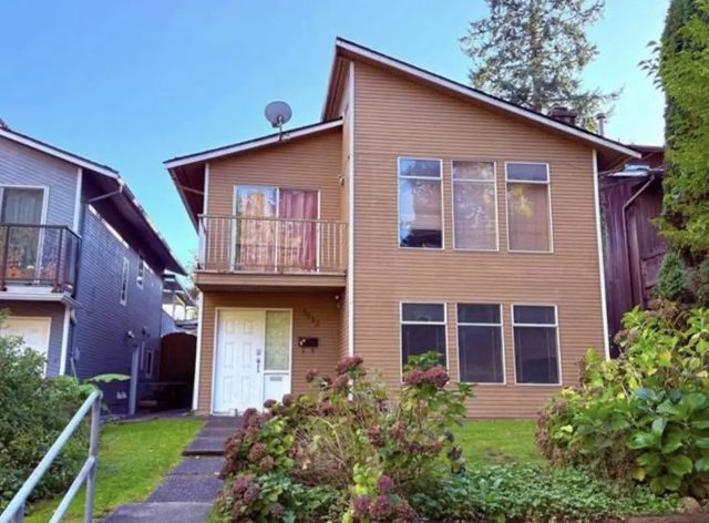 5512 Dominion Street, Burnaby