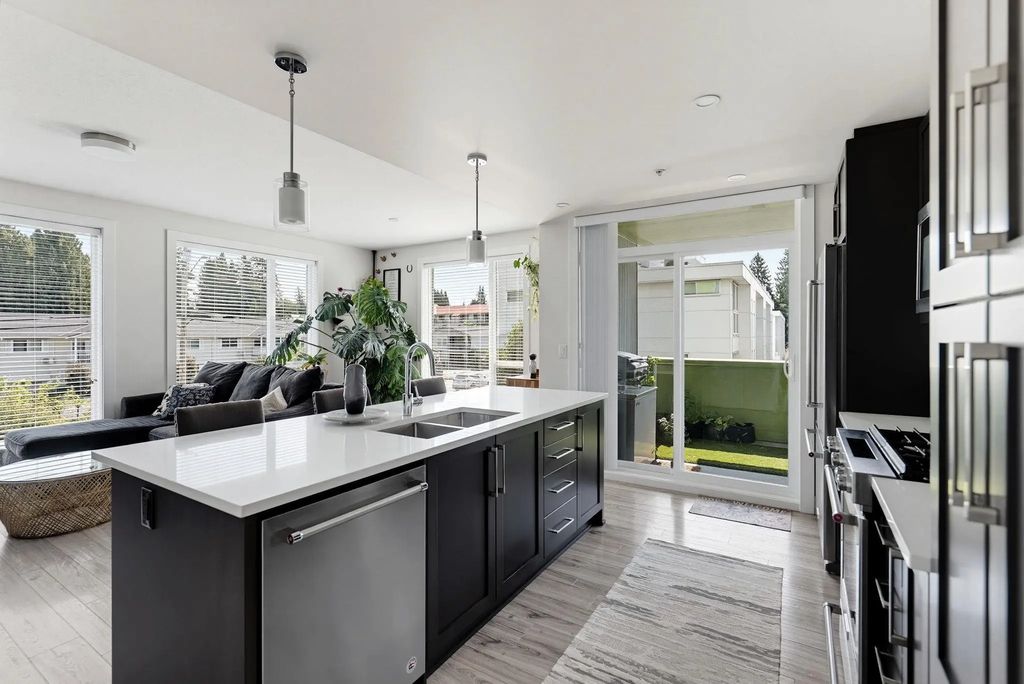 2565 Ware Street 205, Abbotsford