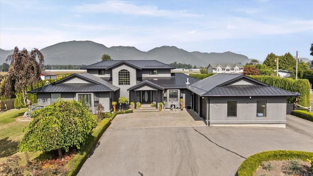 41385 South Sumas Road, Sardis - Greendale