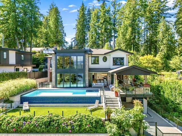313 N Ellesmere Avenue, Burnaby