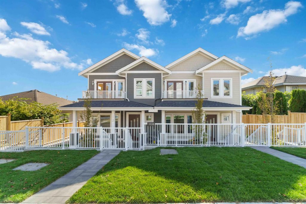 1026 Stewart Avenue 102, Coquitlam