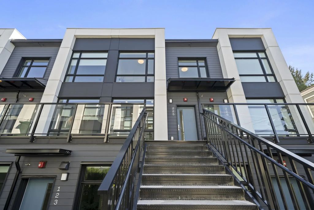 1010 W 47th Avenue 225, Vancouver