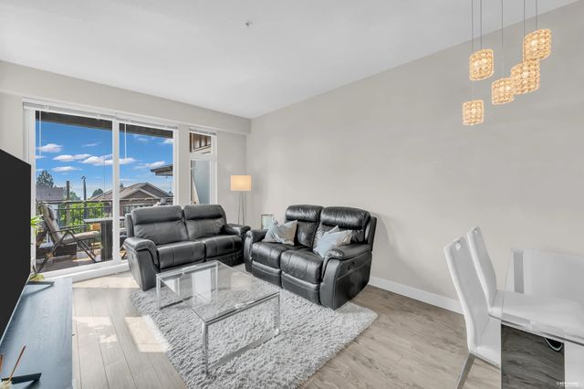 963 Charland Avenue 2201, Coquitlam