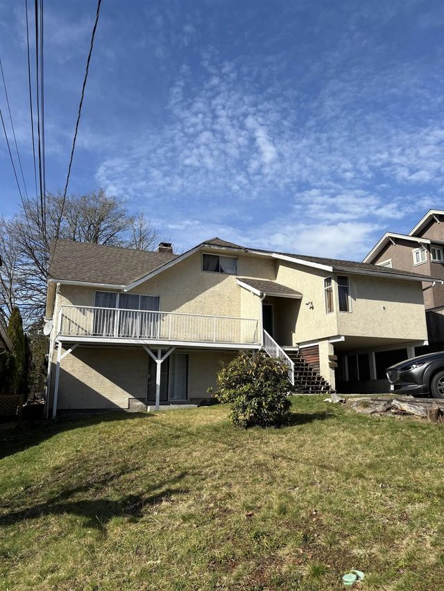 1615 Holdom Avenue, Burnaby