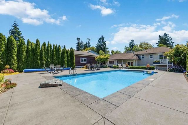 16127 8 Avenue, Surrey