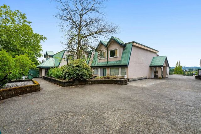 918 Roderick Avenue 114, Coquitlam