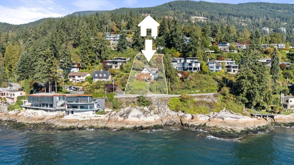 3721 Sunset Lane, West Vancouver