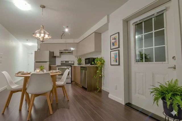 10688 140 Street 116, Surrey