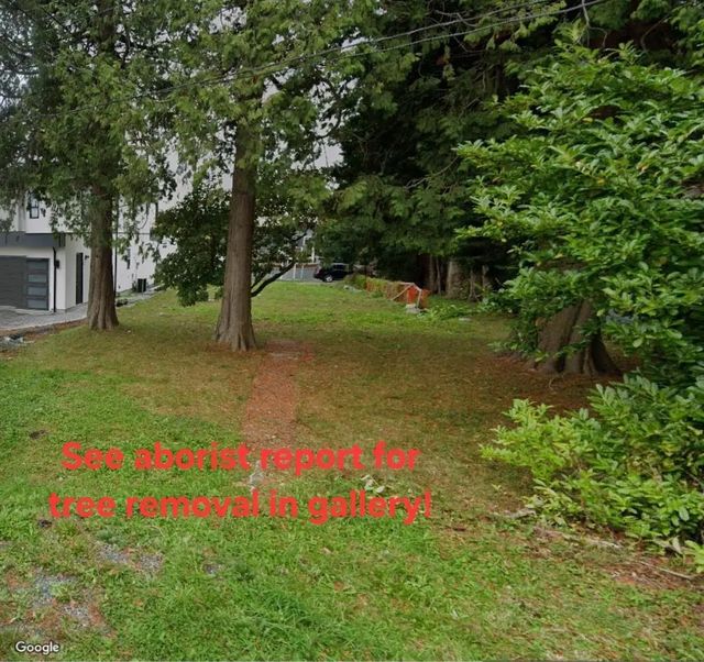 15482 Semiahmoo Avenue, White Rock
