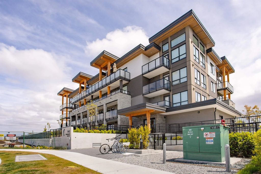 1930 Starling Drive 206, Tsawwassen