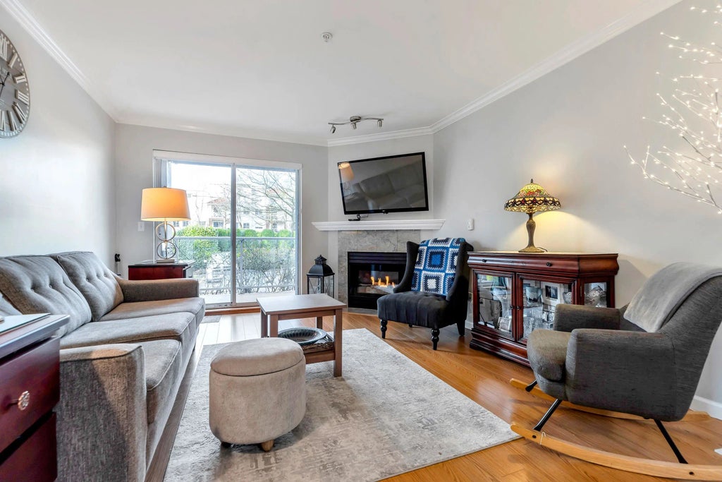 4758 53 Street 102, Delta